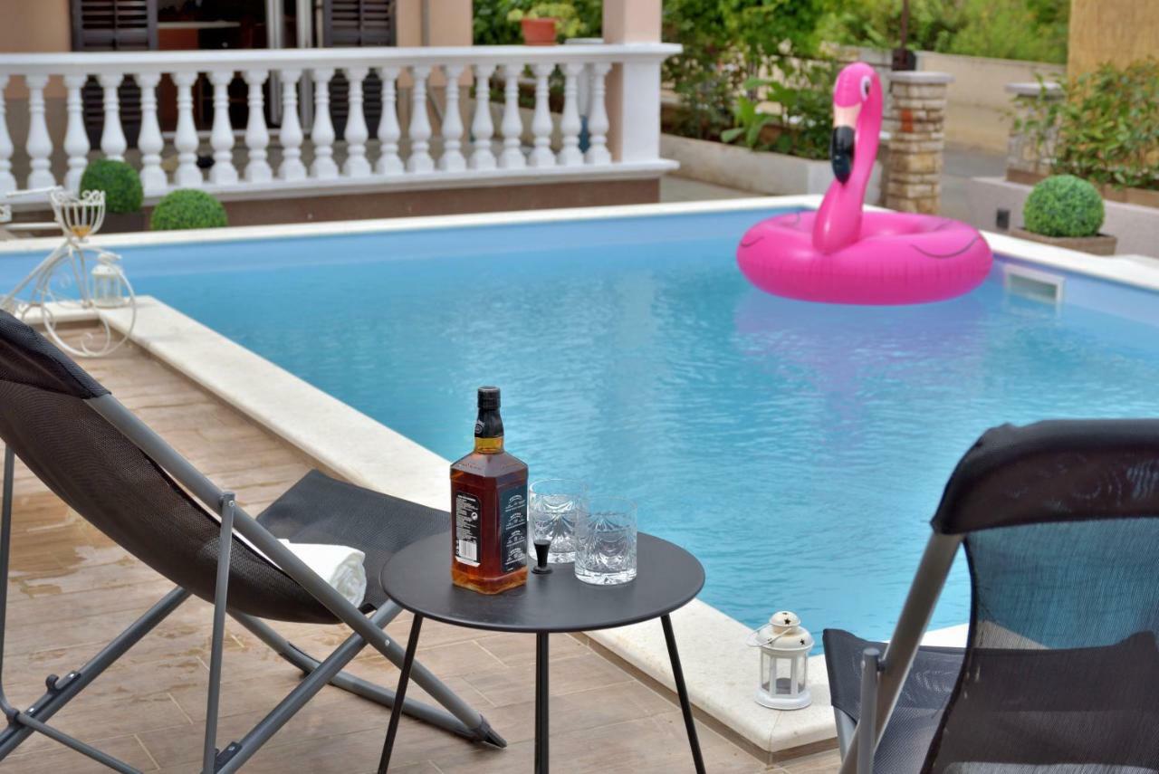 Apartmani Julija Vodice Exterior foto